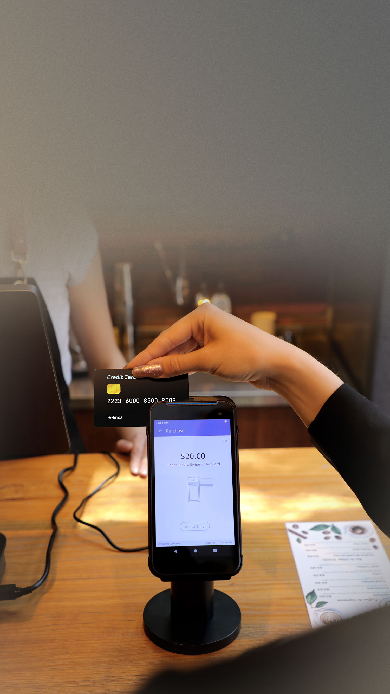 フルカラー大画面インタラクション、サービス効率アップ